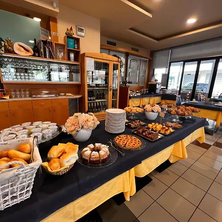 Nettuno Hotel 3*